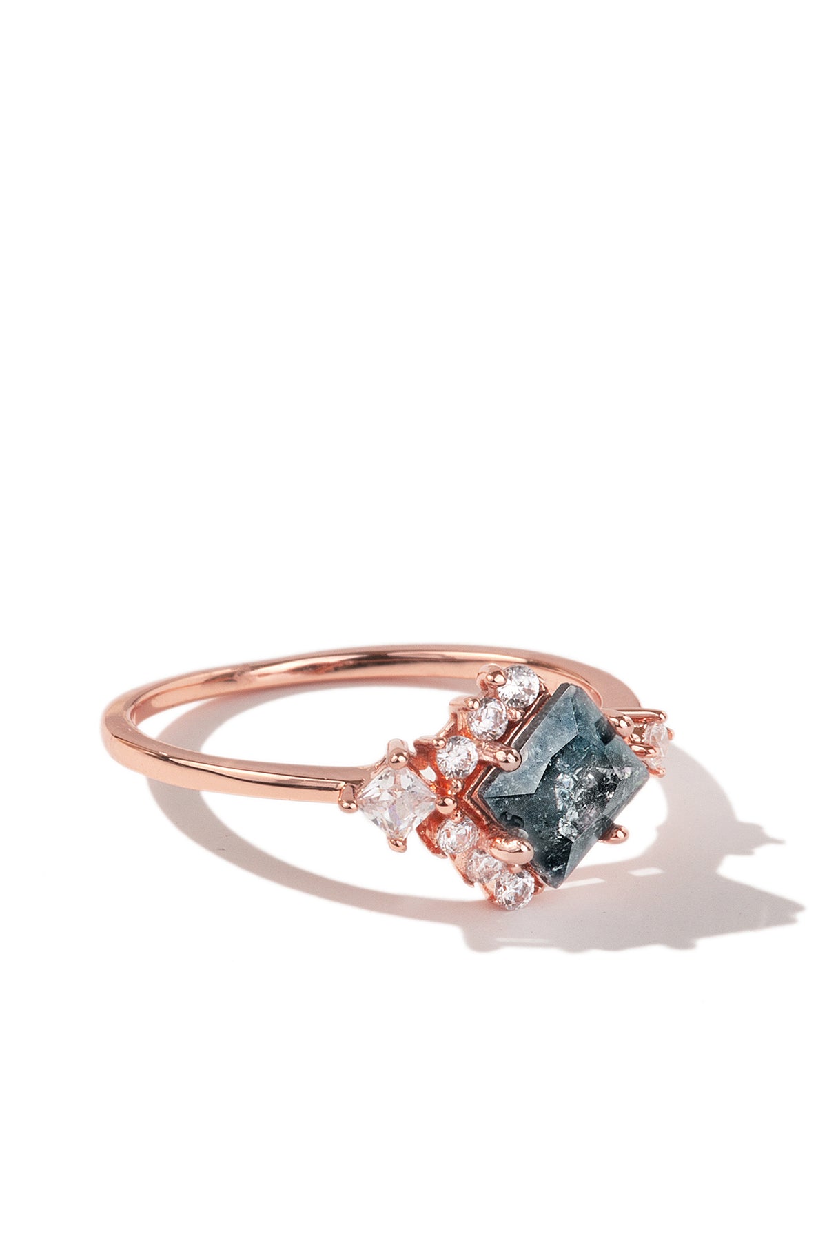 Rose Gold Ring w/ Black Cubic Zirconia | Empire by Oomiay – Oomiay Jewelry